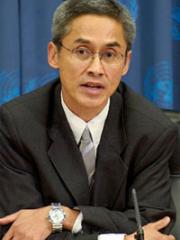 Professor Vitit Muntarbhorn Photo of Professor Vitit Muntarbhorn