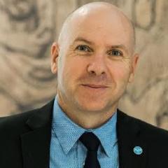 Photo of Dr Simon Adams